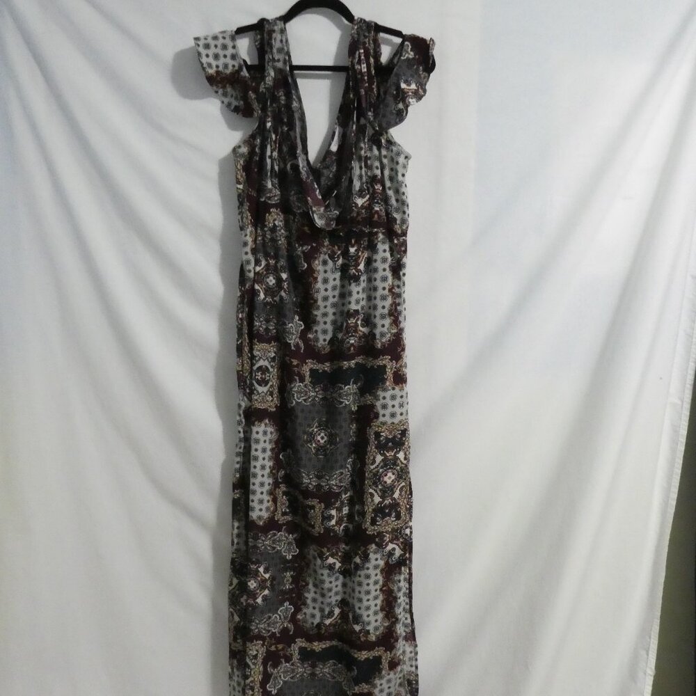 YAYA & CO | medium | Long V-Neck Maxi Dress With Open Shoulders | Short Sleeves